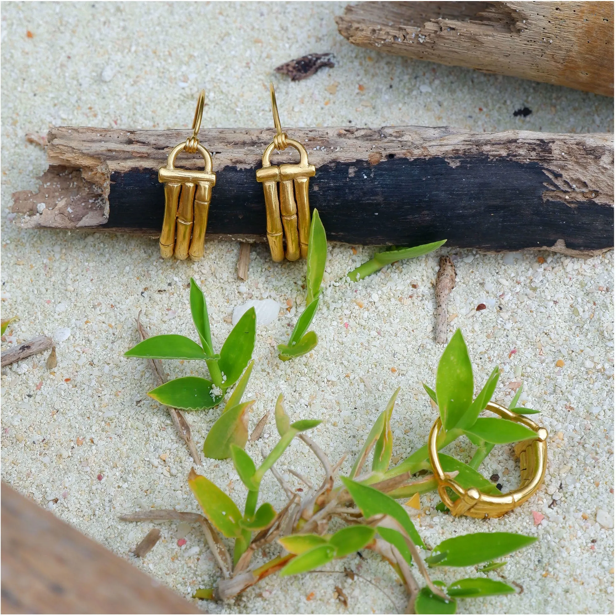 BAMBOO BAR  //  ROCKER . hoops