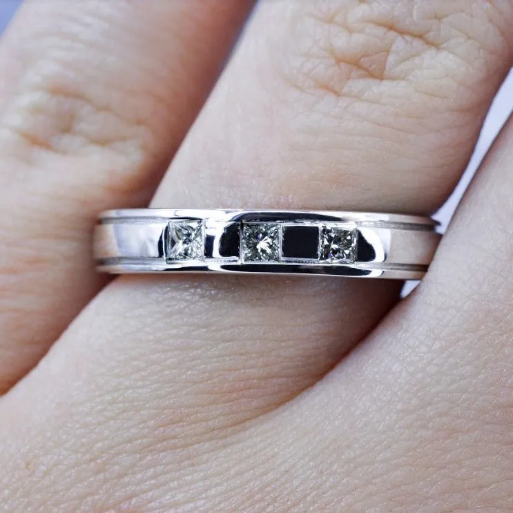 Blissful 0.40 CT Princess Cut Diamond Mens Wedding Band in 14KT White Gold