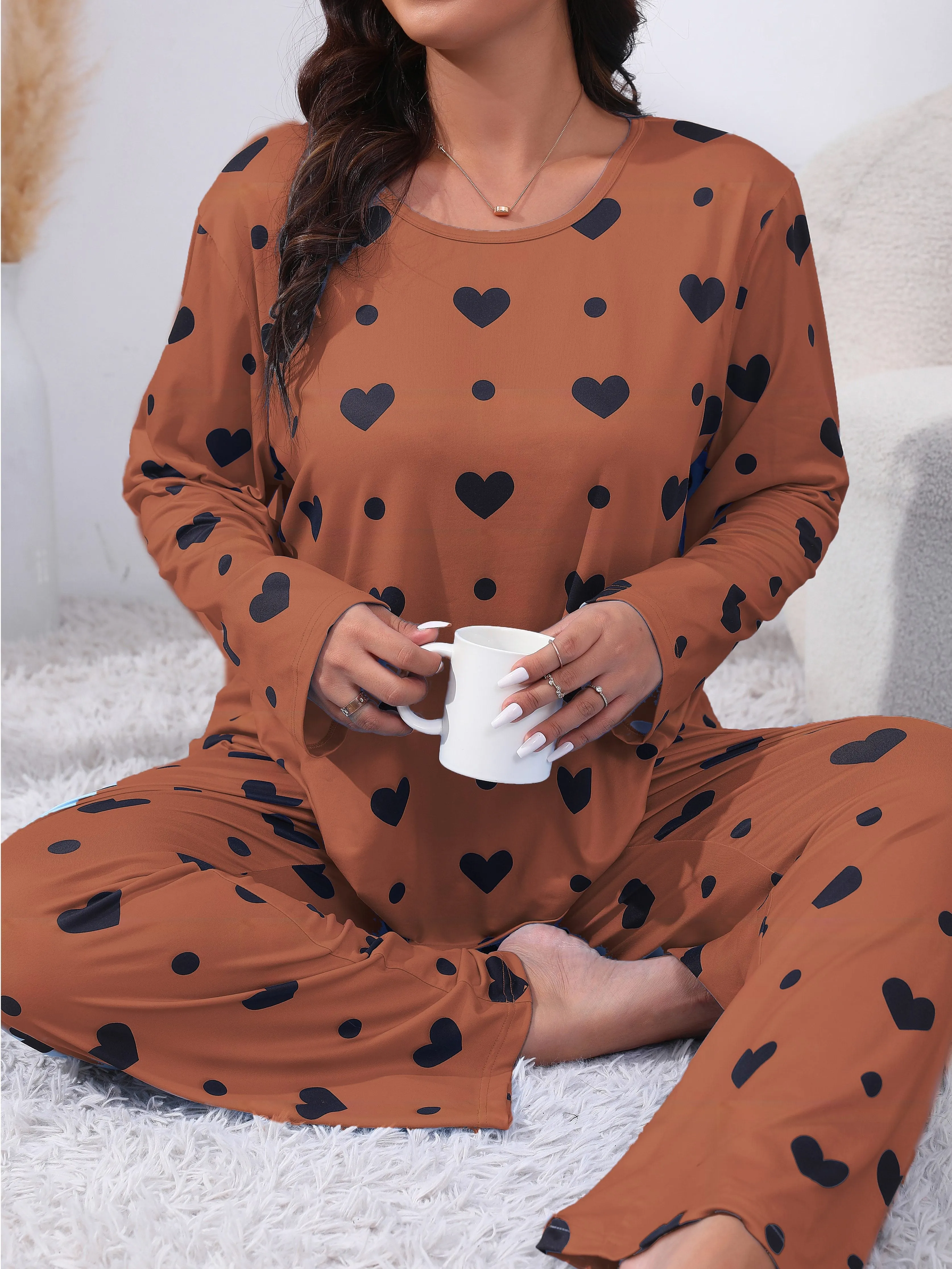 Heartfelt Comfort Women's Plus Size Cute Pajamas Set with Heart Print Tee & Pants