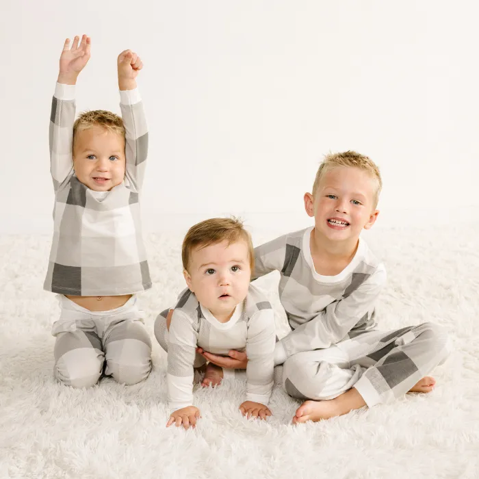 Kids' Unisex Jogger Pajama Set - Fireside Plaid
