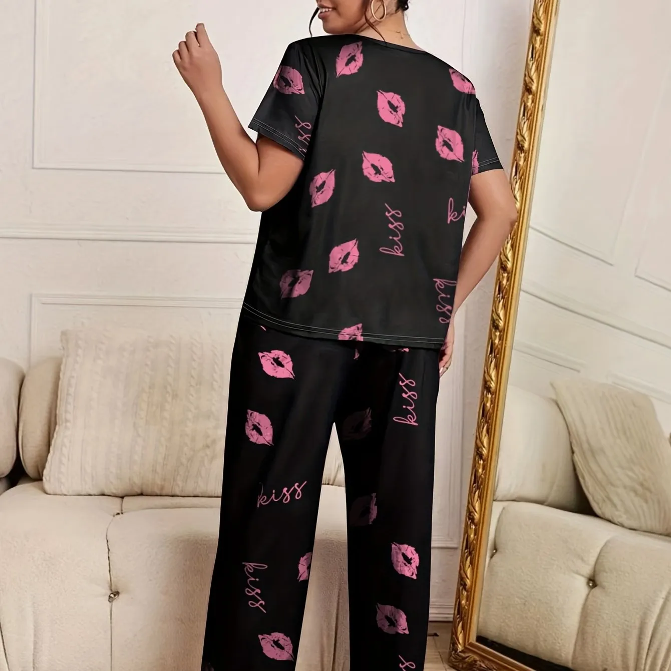 Plus Size Casual Pajama Set - Women's Plus Kiss & Letter Print Comfort Graphic Tee & Pants Set