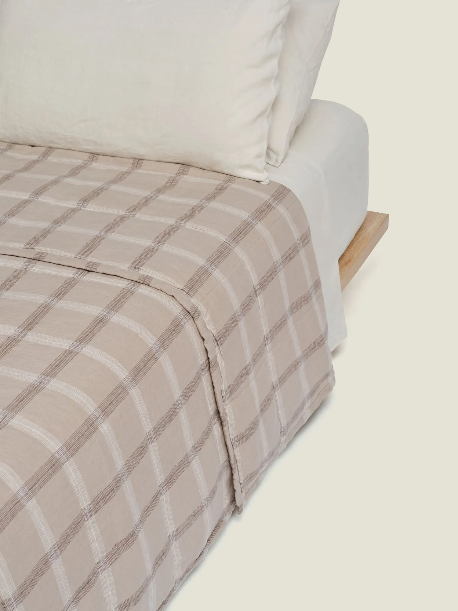 Quilt Cover in Natural Plaid
