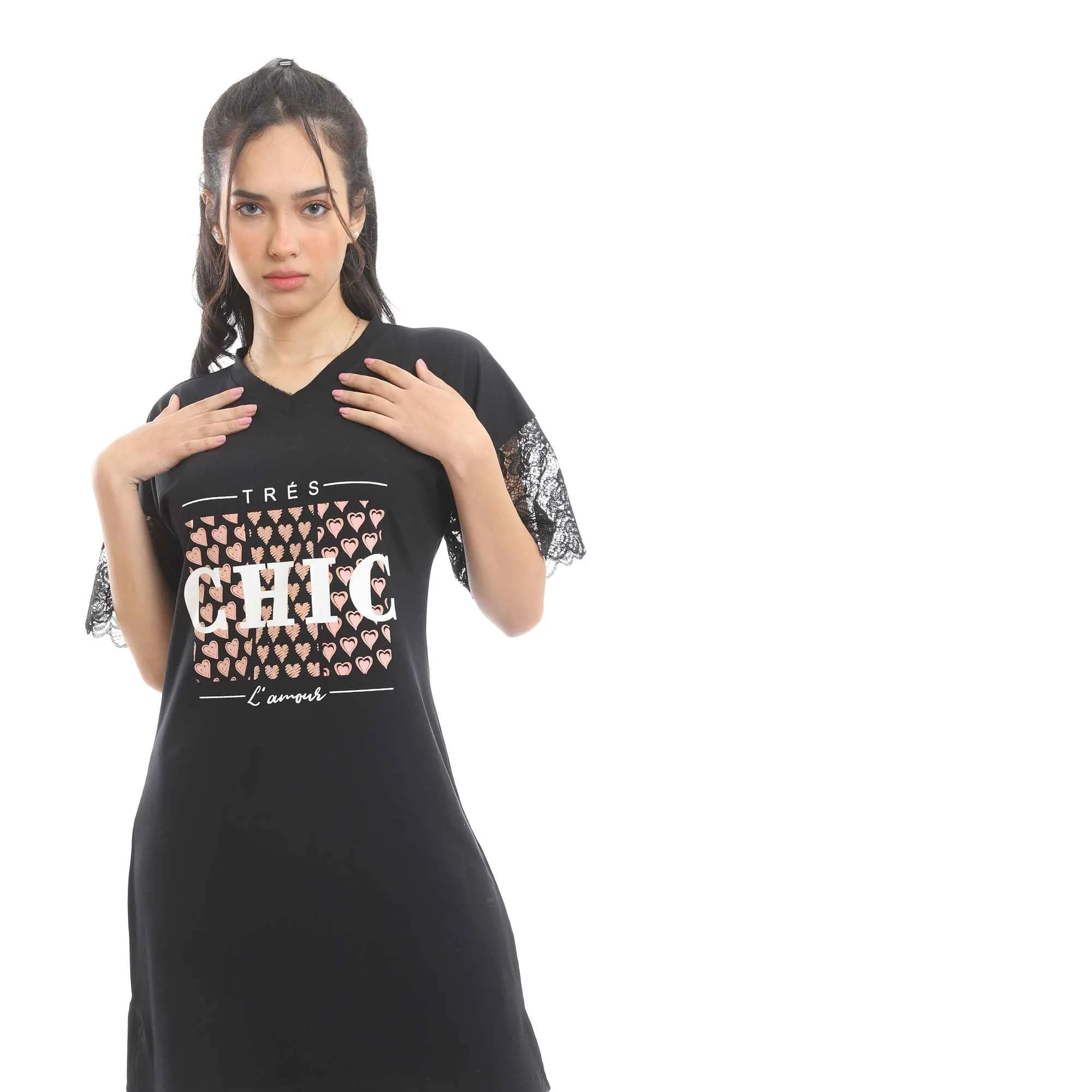 V-Neck Printed Black Nightgown With Lace Sleeves