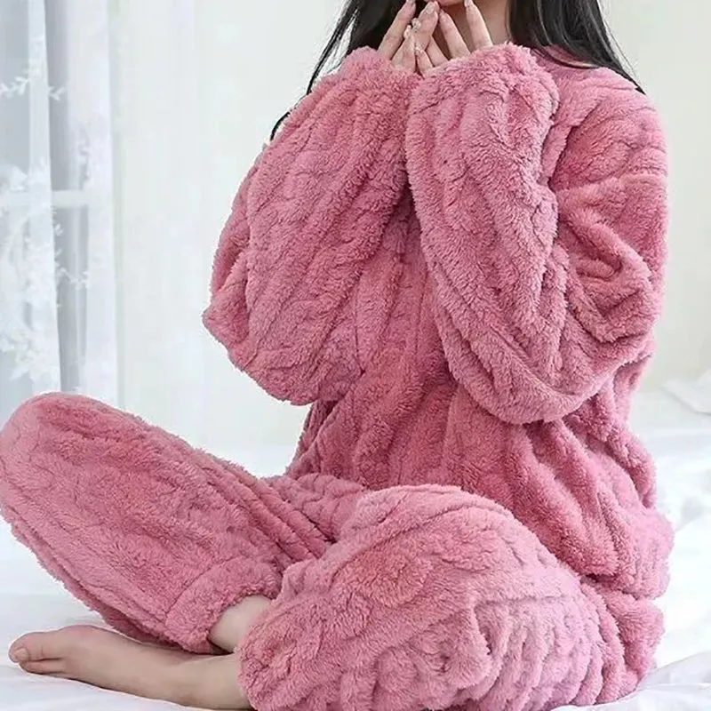 Women’s Warm Velvet Fleece 2-Piece Set - Cozy Pullover & Pants